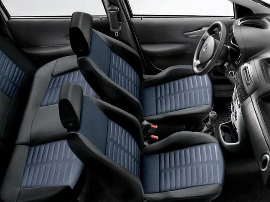  Fiat Punto Classic 5-Door 2007 года  (фото 2 из 3)